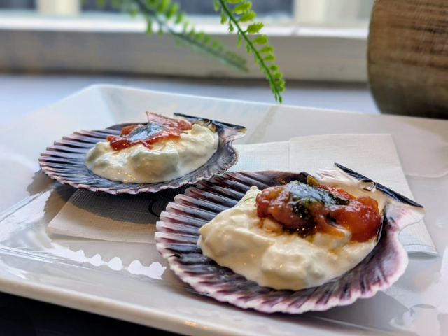 aperitiovinolioalbertosanzblancocrticagastronmica.png
