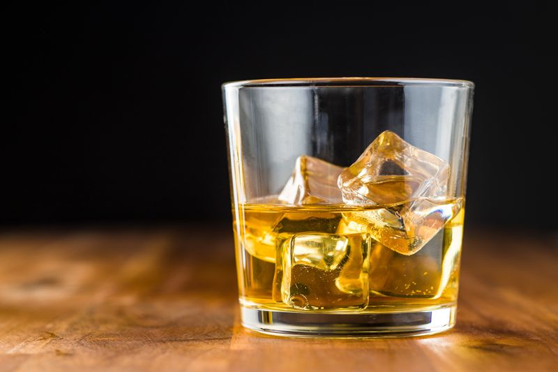 Una huelga pone en riesgo la actividad de Cameronbridge, la mayor destilería europea de whisky de grano