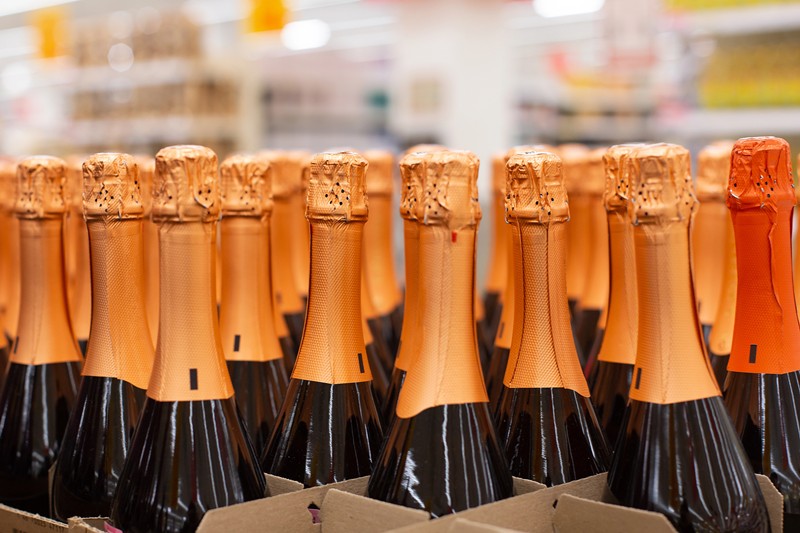 France urges U.S. to lift tariffs on Champagne after easing duties on Irish whiskey