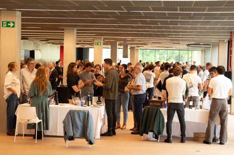 Cata de Territorios reúne en Donostia a cerca de 300 profesionales del vino y la hostelería