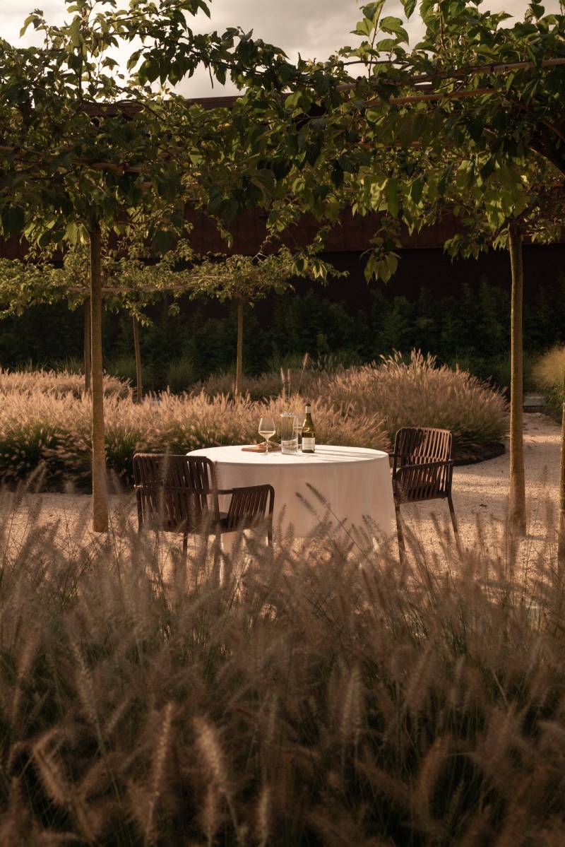 La famille Maccan ouvre un Wine Garden au domaine Le Monde, dans le Frioul