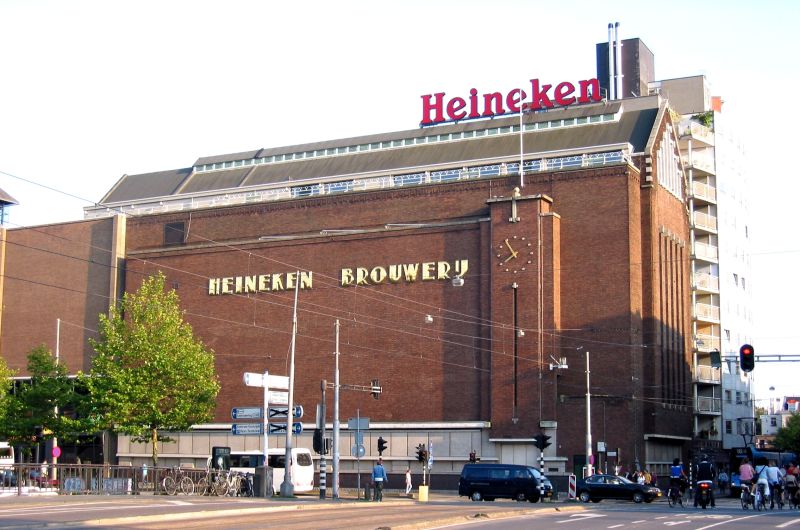 Un tribunal d’Amsterdam condamne Heineken à verser 111,2 millions d’euros dans une affaire grecque de concurrence