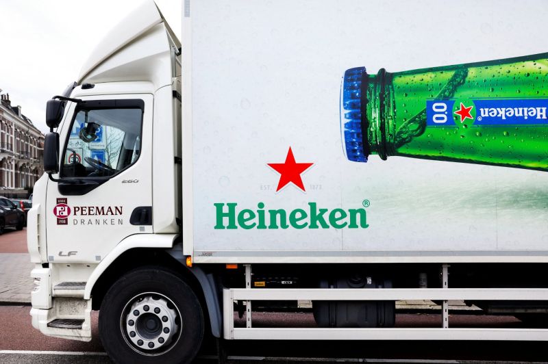 La marca Heineken eleva su volumen un 9,7% hasta 17,2 millones de hectolitros