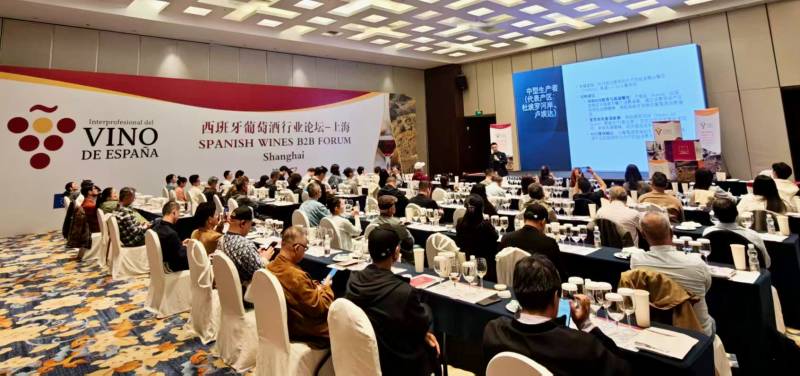 OIVE lanza en China un plan para acercar el vino español al consumidor chino